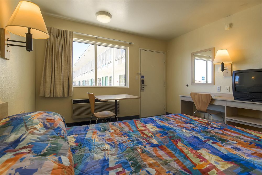 Motel 6-Needles, Ca Экстерьер фото