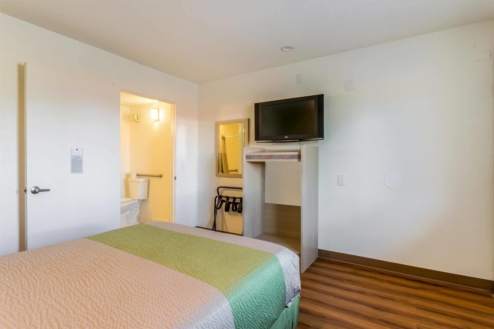 Motel 6-Needles, Ca Экстерьер фото
